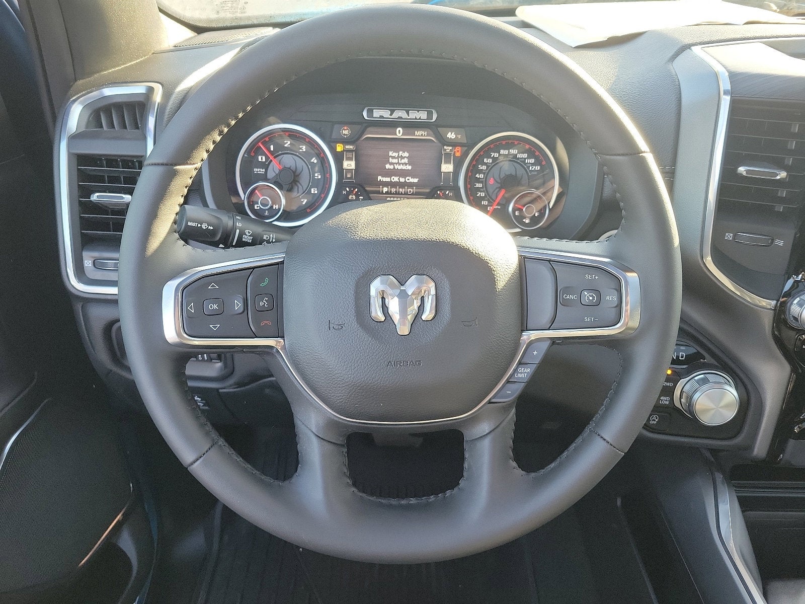 2024 RAM 1500 Laramie Crew Cab 4x4 5'7' Box