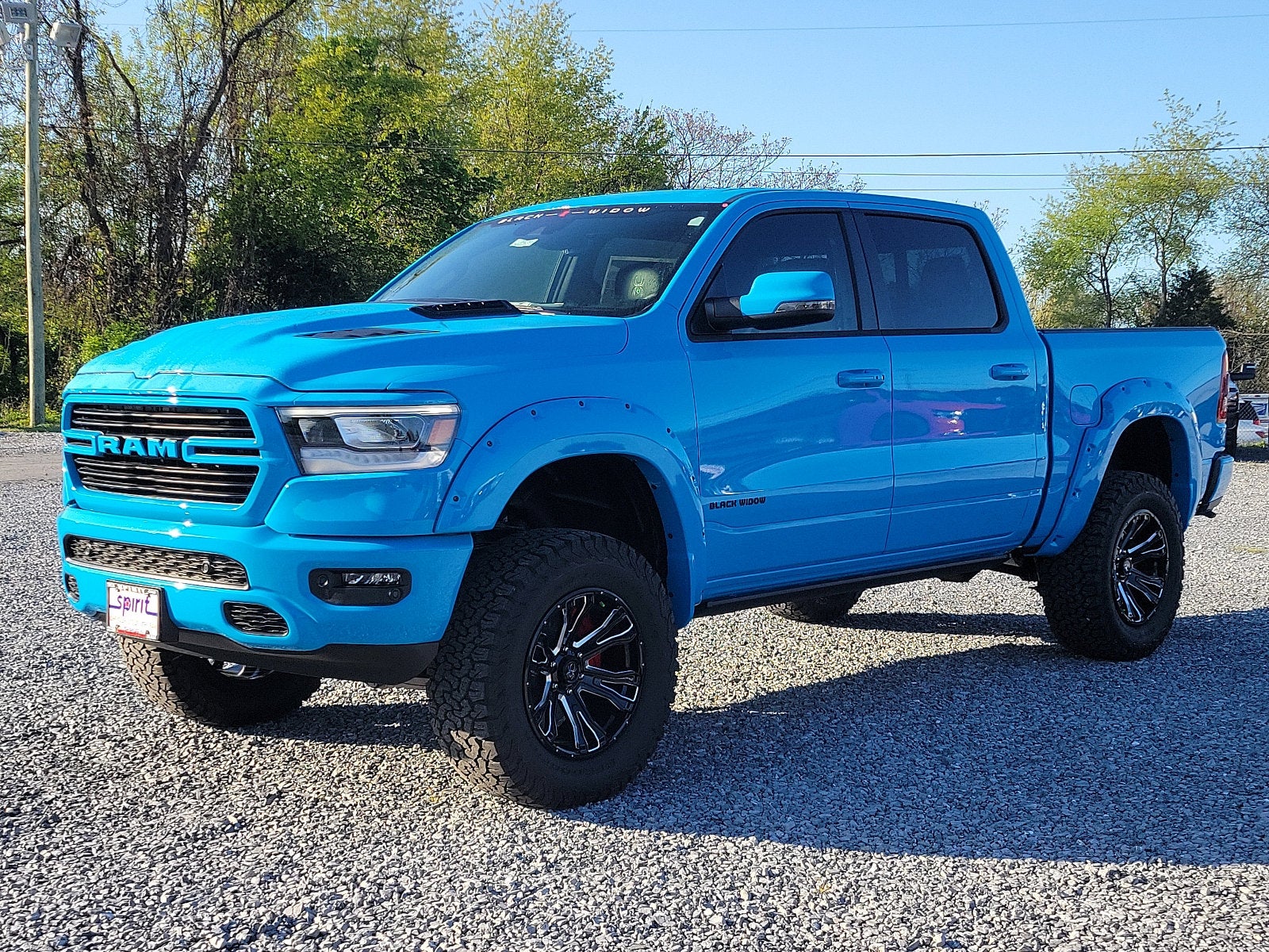 2024 RAM 1500 Laramie Crew Cab 4x4 5'7' Box