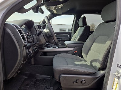 2022 RAM 1500 Big Horn Crew Cab 4x4 6'4' Box