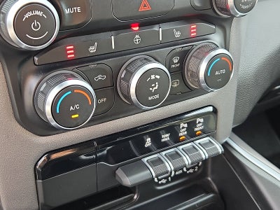 2022 RAM 1500 Big Horn Crew Cab 4x4 6'4' Box