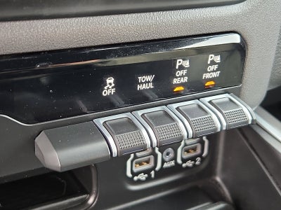 2022 RAM 1500 Big Horn Crew Cab 4x4 6'4' Box