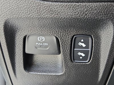 2022 RAM 1500 Big Horn Crew Cab 4x4 6'4' Box