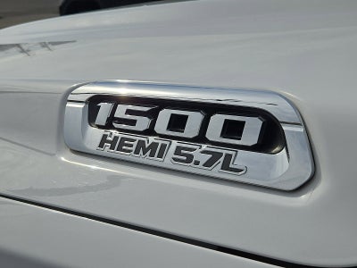 2022 RAM 1500 Big Horn Crew Cab 4x4 6'4' Box