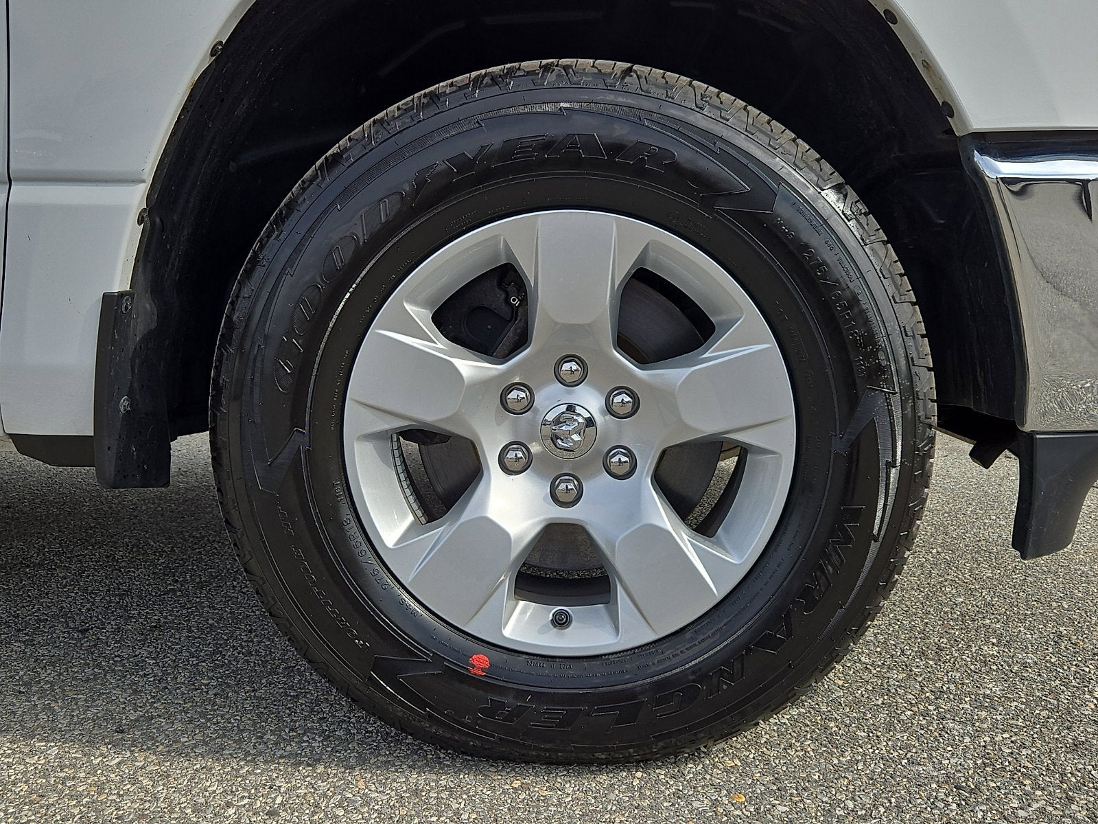 2022 RAM 1500 Big Horn Crew Cab 4x4 6'4' Box