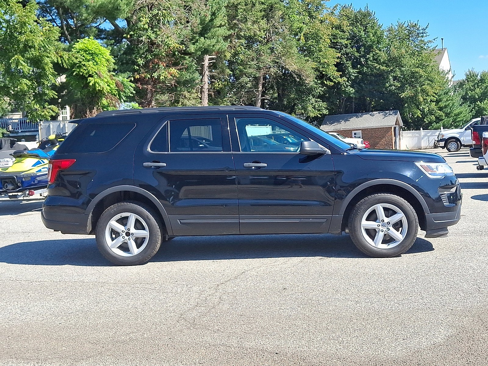 2018 Ford Explorer Base