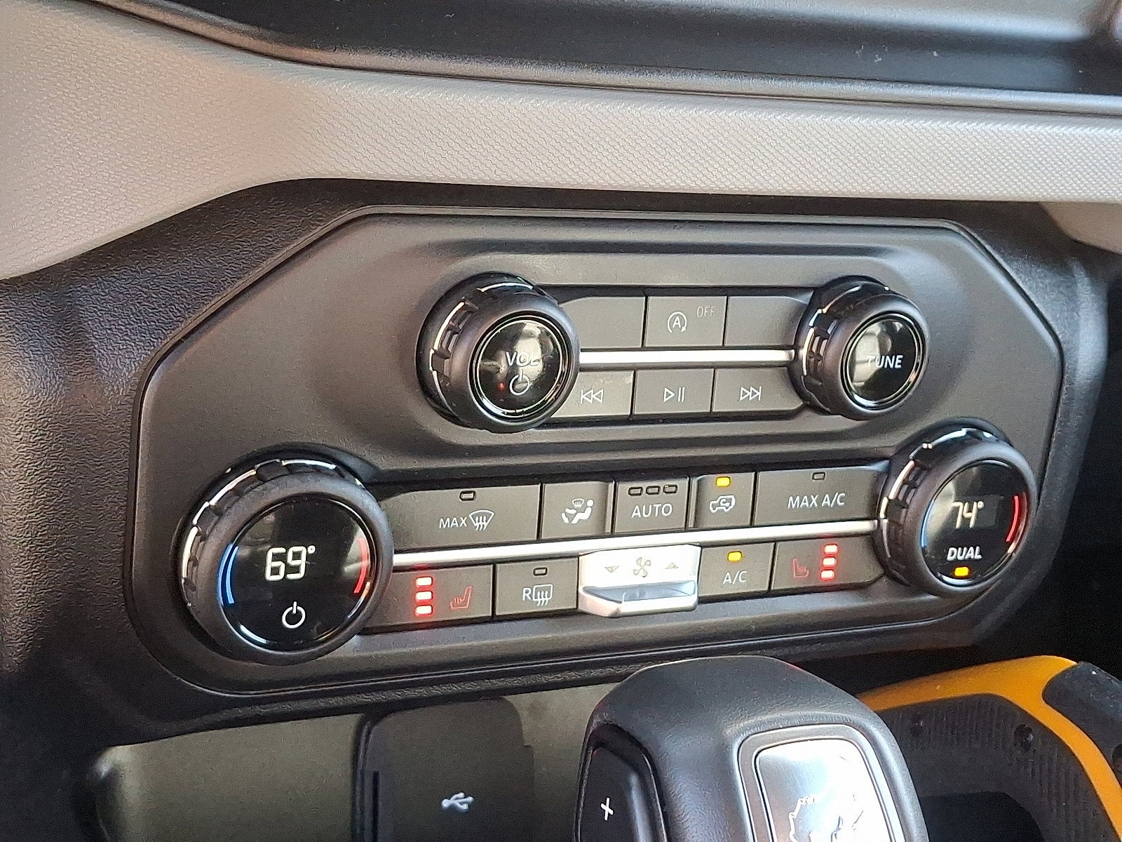 2023 Ford Bronco Badlands