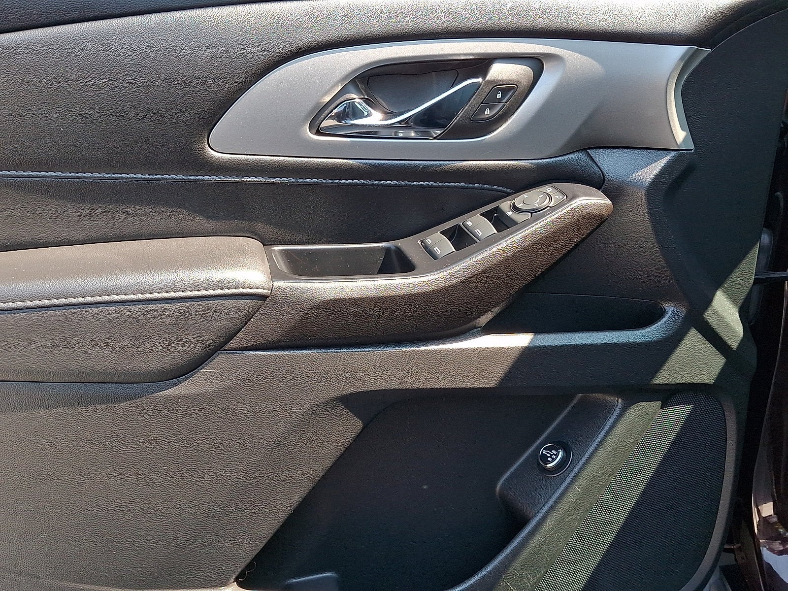 2023 Chevrolet Traverse AWD LT Cloth