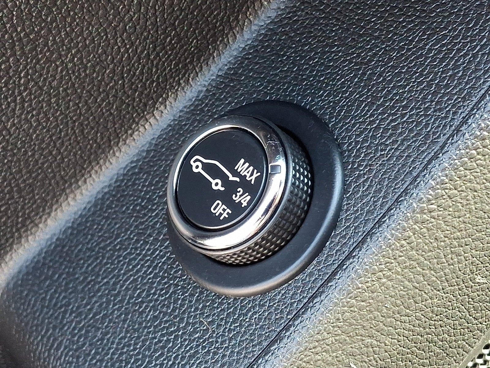 2023 Chevrolet Traverse AWD LT Cloth