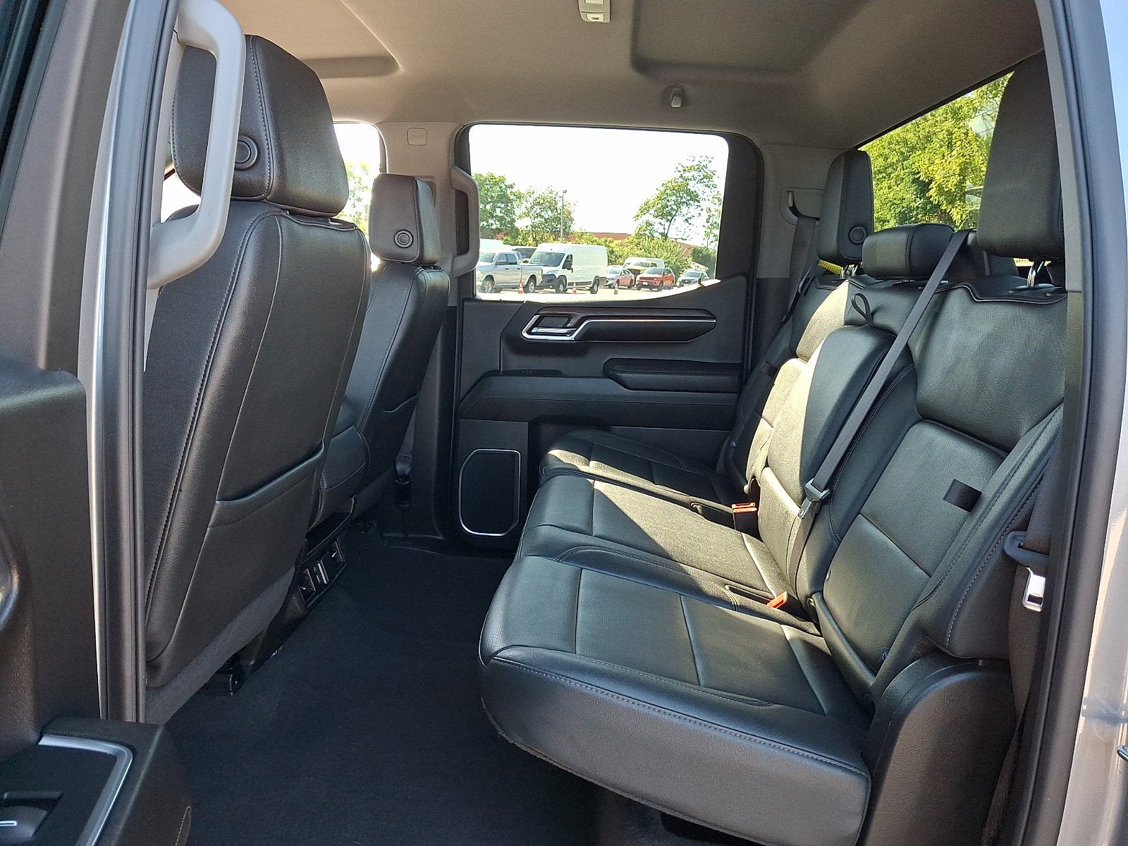 2024 GMC Sierra 1500 2WD Crew Cab Short Box SLT
