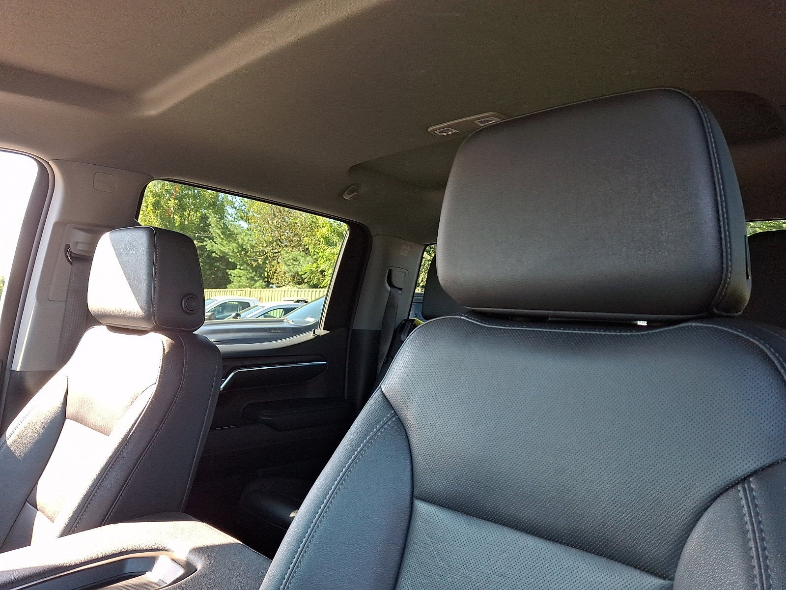 2024 GMC Sierra 1500 2WD Crew Cab Short Box SLT