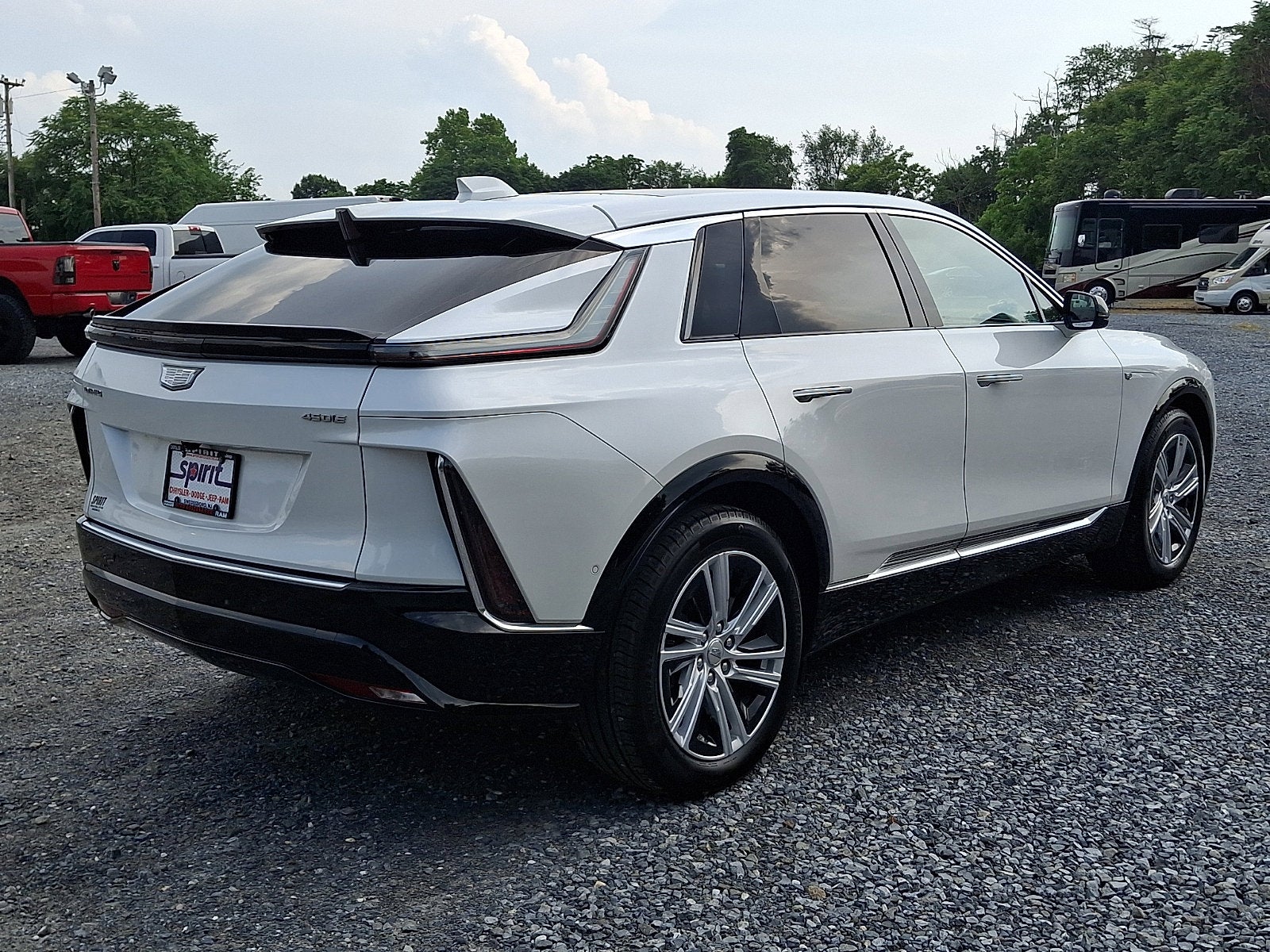2024 Cadillac LYRIQ Tech w/1SA
