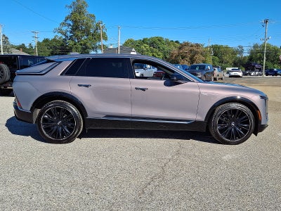 2024 Cadillac LYRIQ Tech w/1SA