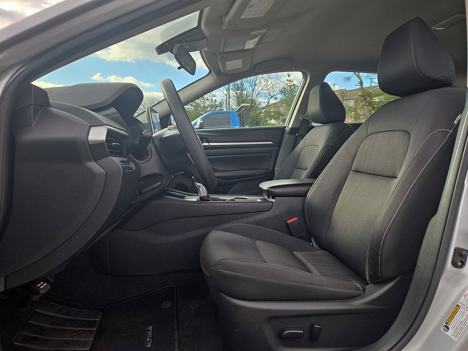 2022 Nissan Altima SV FWD