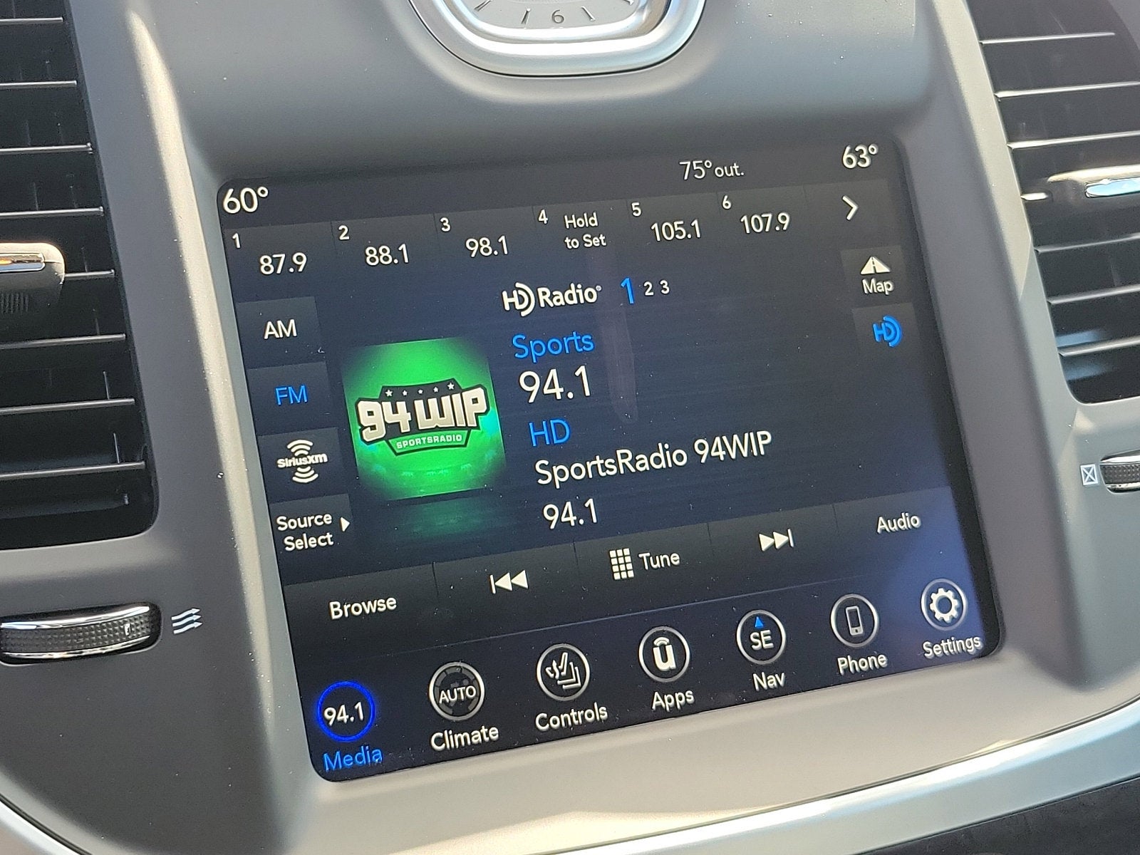 2023 Chrysler 300 Touring L AWD