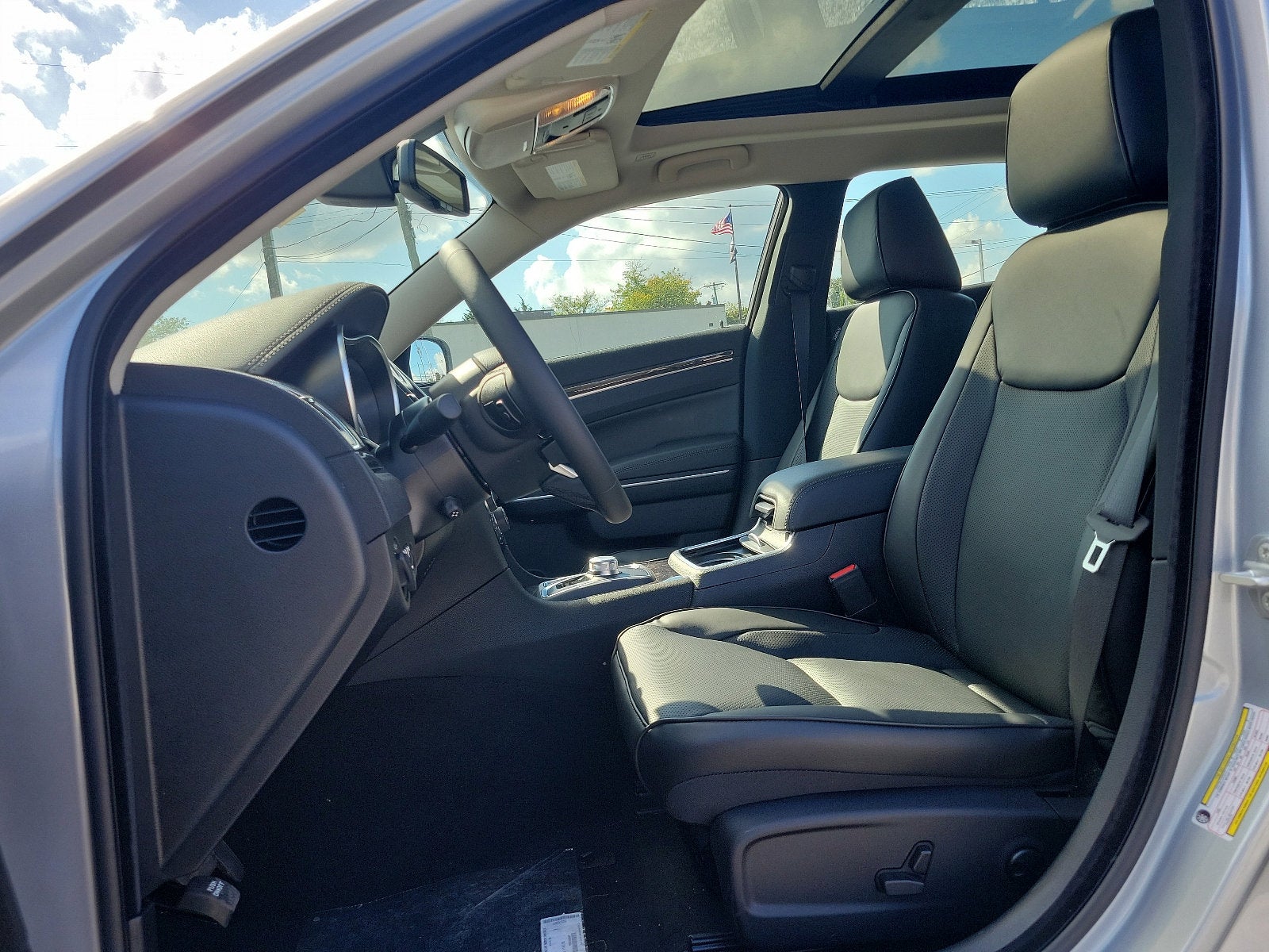 2023 Chrysler 300 Touring L AWD