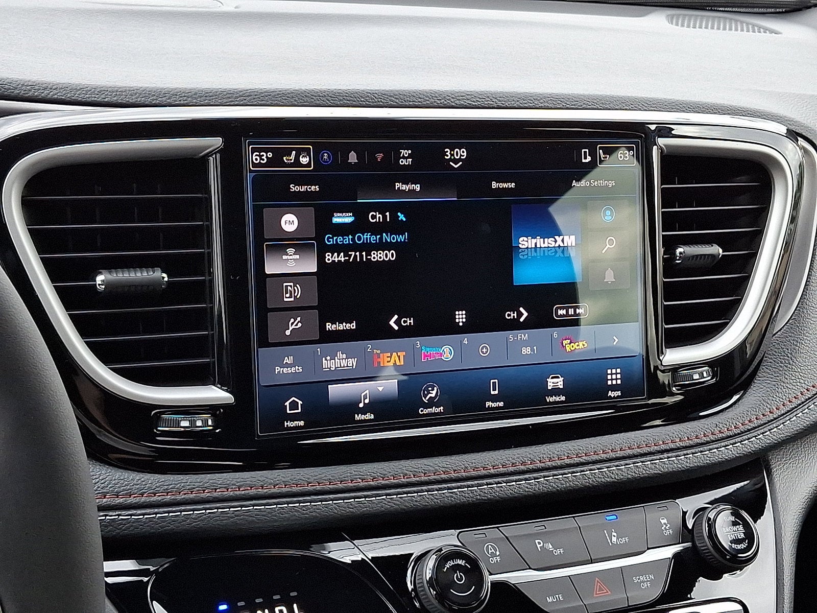 2027 Chrysler Pacifica PACIFICA SELECT