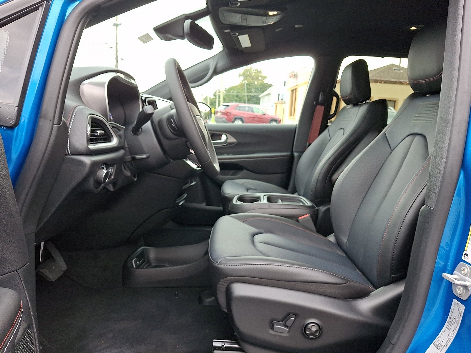 2027 Chrysler Pacifica PACIFICA SELECT
