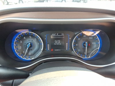 2023 Chrysler Voyager LX