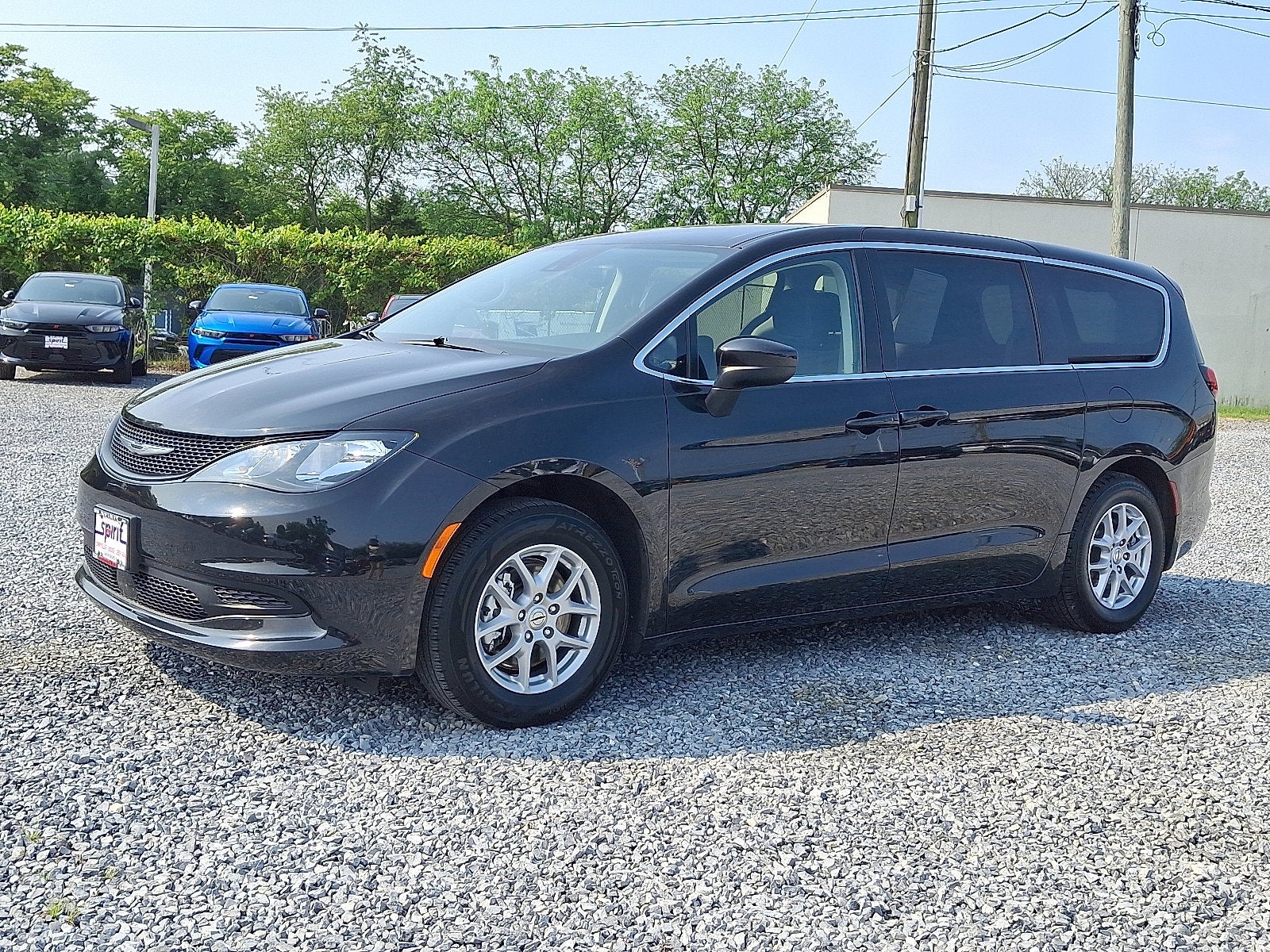 2023 Chrysler Voyager LX