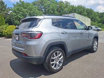 2022 Jeep Compass Latitude Lux 4x4