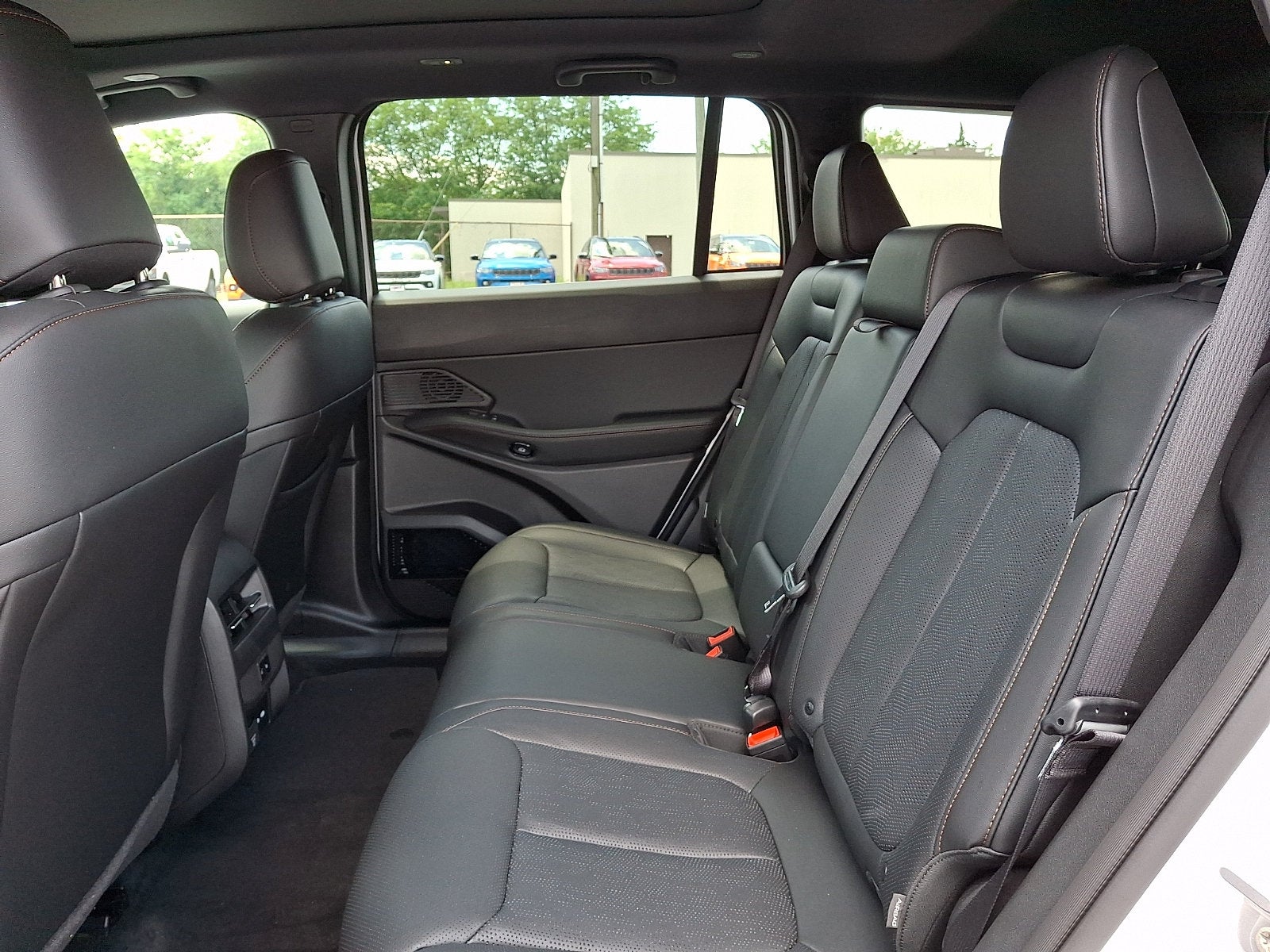 2026 Jeep Cherokee CHEROKEE OVERLAND 4X4