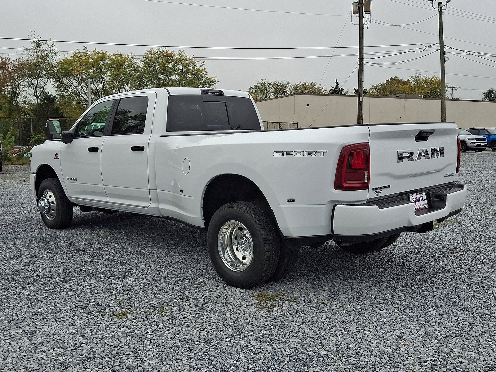 2027 RAM 3500 RAM 3500 BIG HORN CREW CAB 4X4 8' BOX