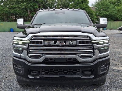 2025 RAM 3500 Laramie Crew Cab 4x4 8' Box