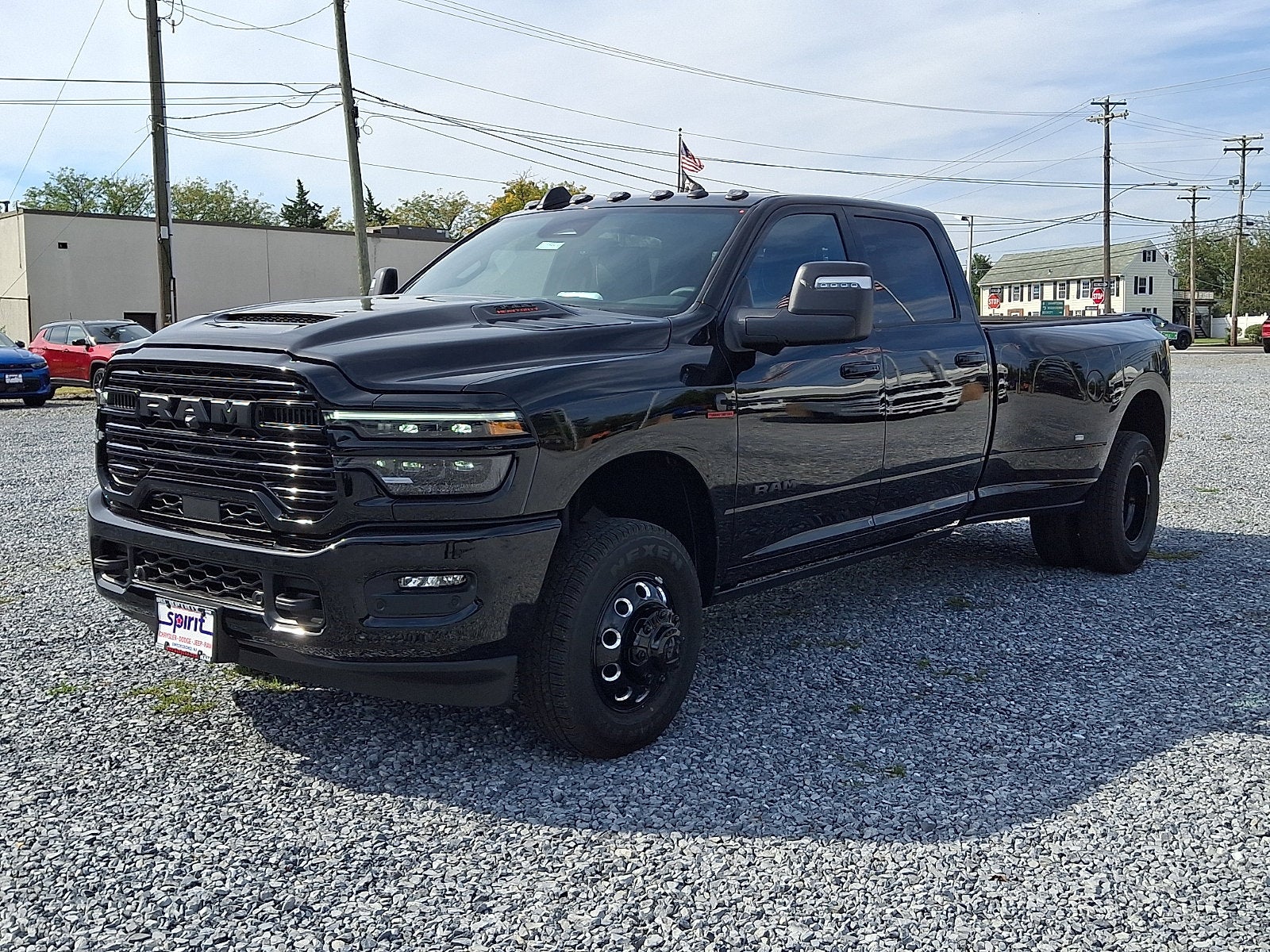 2027 RAM 3500 RAM 3500 LARAMIE CREW CAB 4X4 8' BOX