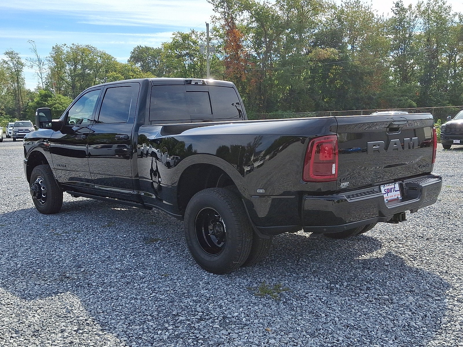 2027 RAM 3500 RAM 3500 LARAMIE CREW CAB 4X4 8' BOX