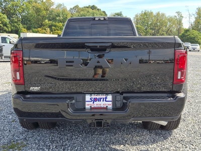 2027 RAM 3500 RAM 3500 LARAMIE CREW CAB 4X4 8' BOX