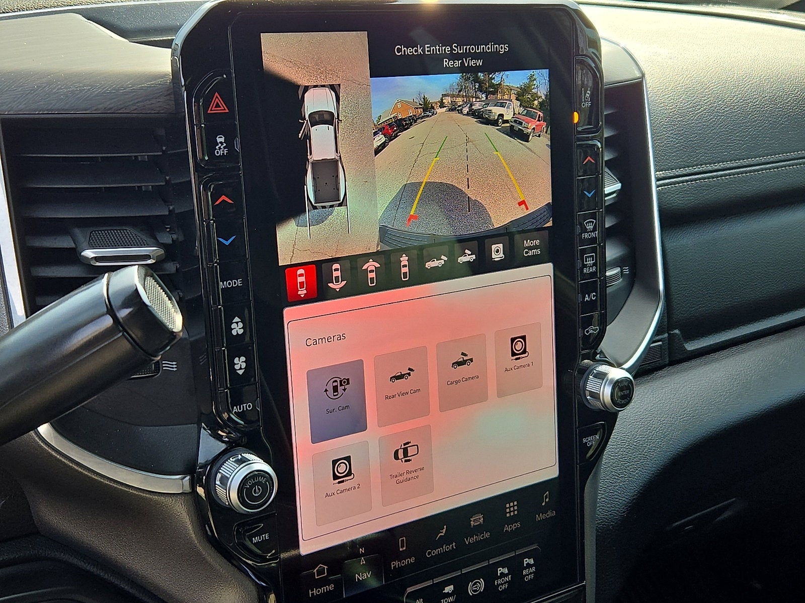 2025 RAM 3500 Laramie Crew Cab 4x4 8' Box