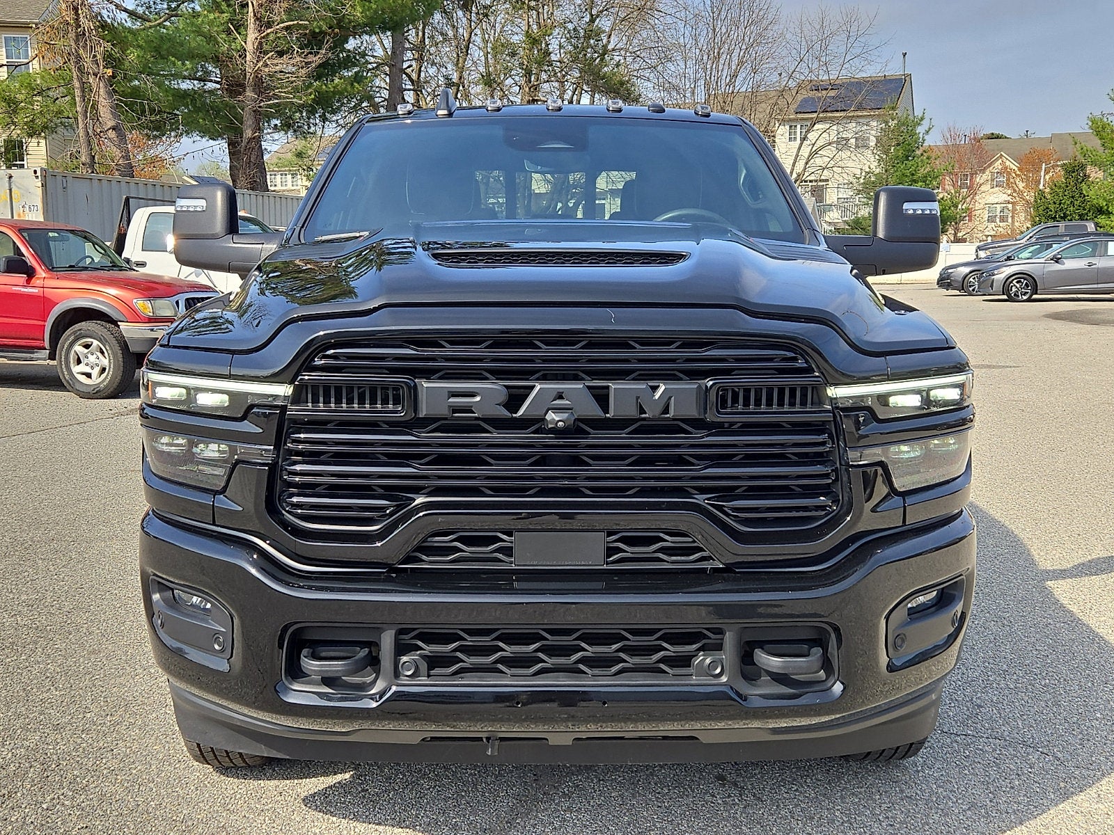 2025 RAM 3500 Laramie Crew Cab 4x4 8' Box