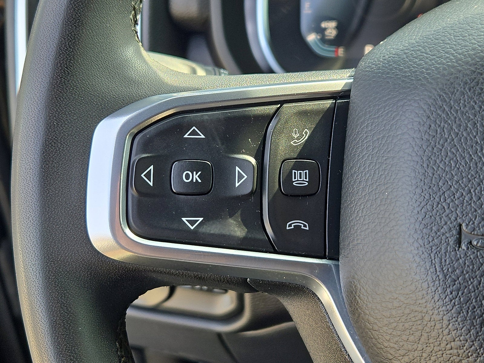 2025 RAM 3500 Laramie Crew Cab 4x4 8' Box