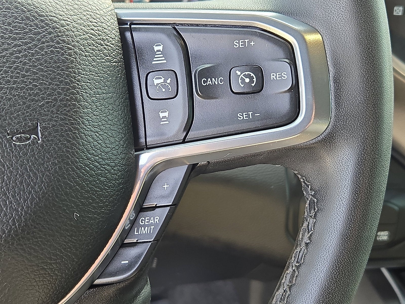 2025 RAM 3500 Laramie Crew Cab 4x4 8' Box