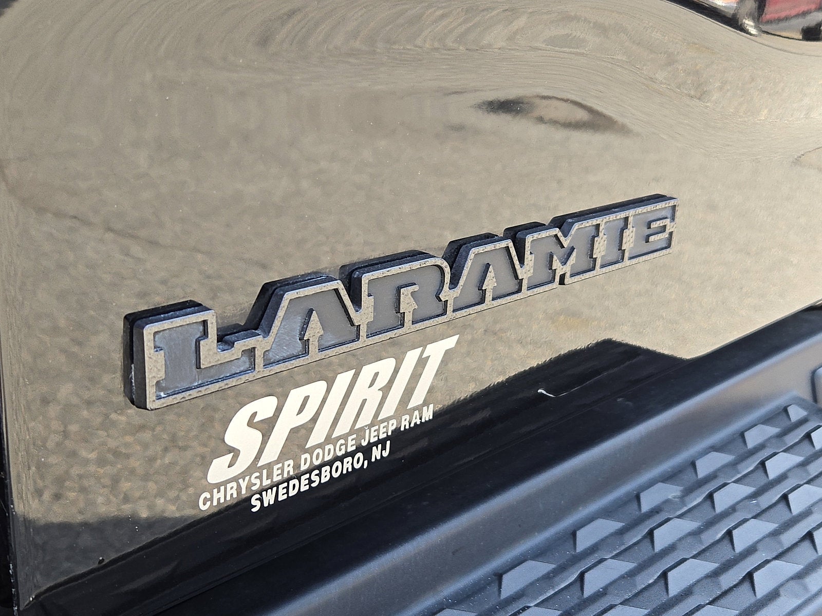 2025 RAM 3500 Laramie Crew Cab 4x4 8' Box