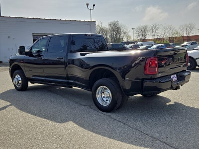 2025 RAM 3500 Laramie Crew Cab 4x4 8' Box