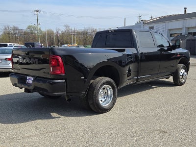 2025 RAM 3500 Laramie Crew Cab 4x4 8' Box