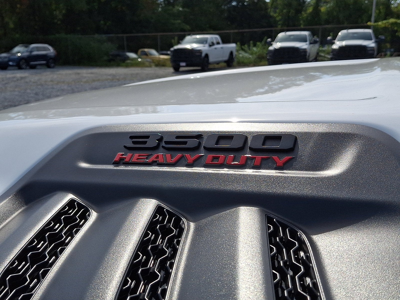 2027 RAM 3500 RAM 3500 LARAMIE MEGA CAB 4X4 6'4' BOX