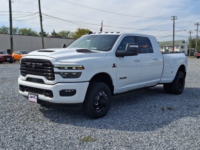 2027 RAM 3500 RAM 3500 LARAMIE MEGA CAB 4X4 6'4' BOX