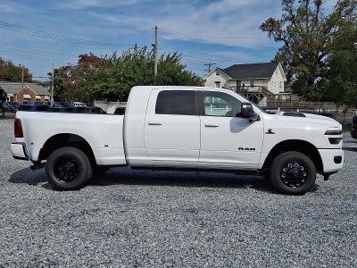 2027 RAM 3500 RAM 3500 LARAMIE MEGA CAB 4X4 6'4' BOX
