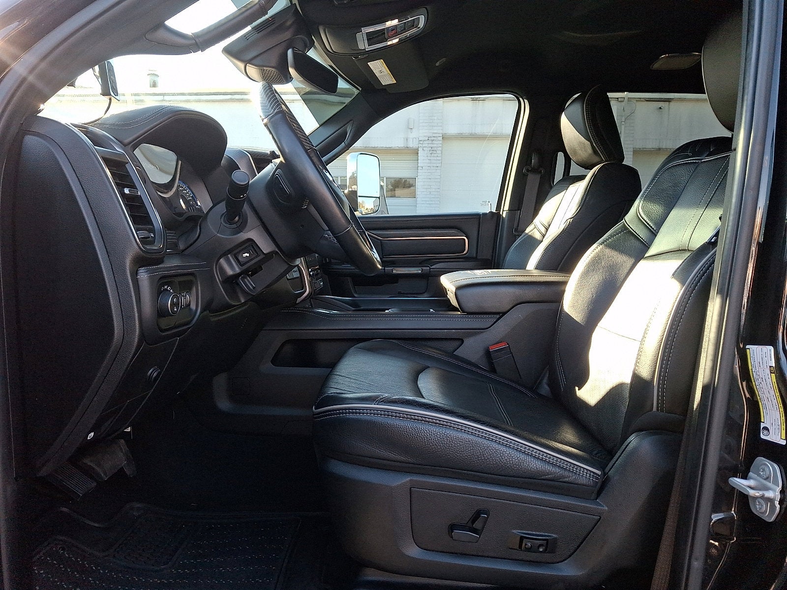 2019 RAM 3500 Limited Crew Cab 4x4 8' Box