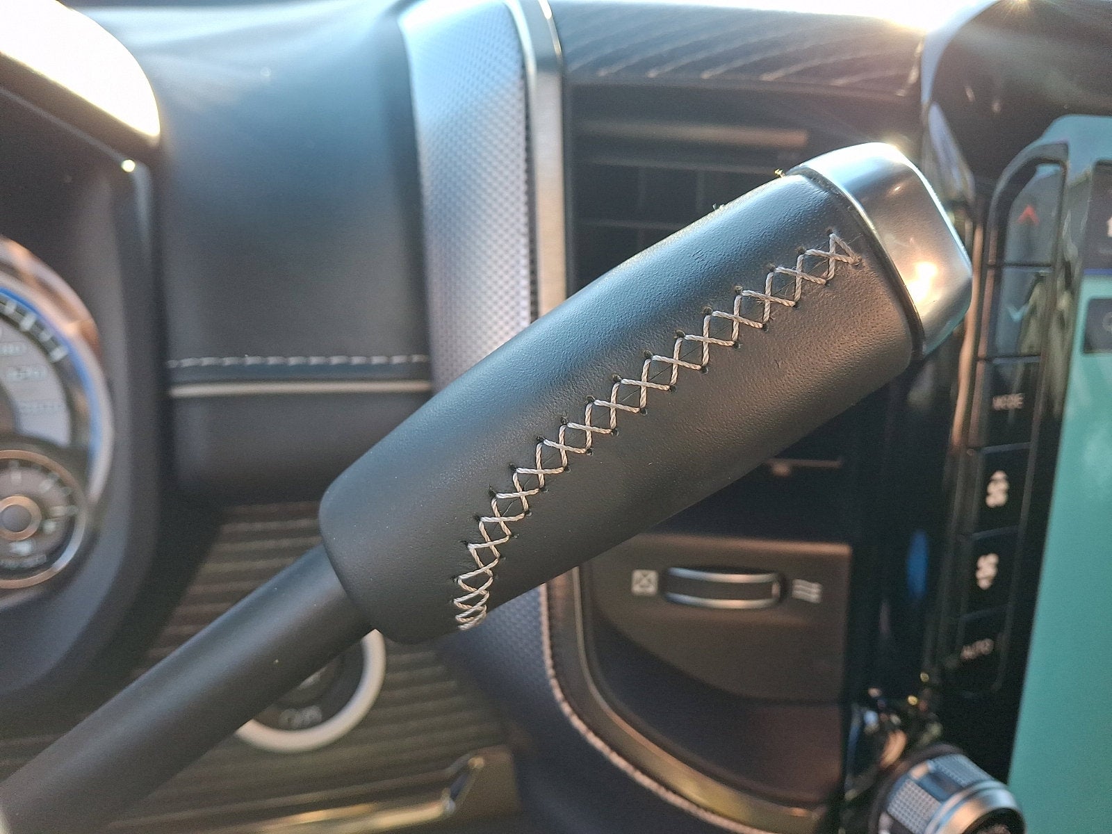 2019 RAM 3500 Limited Crew Cab 4x4 8' Box