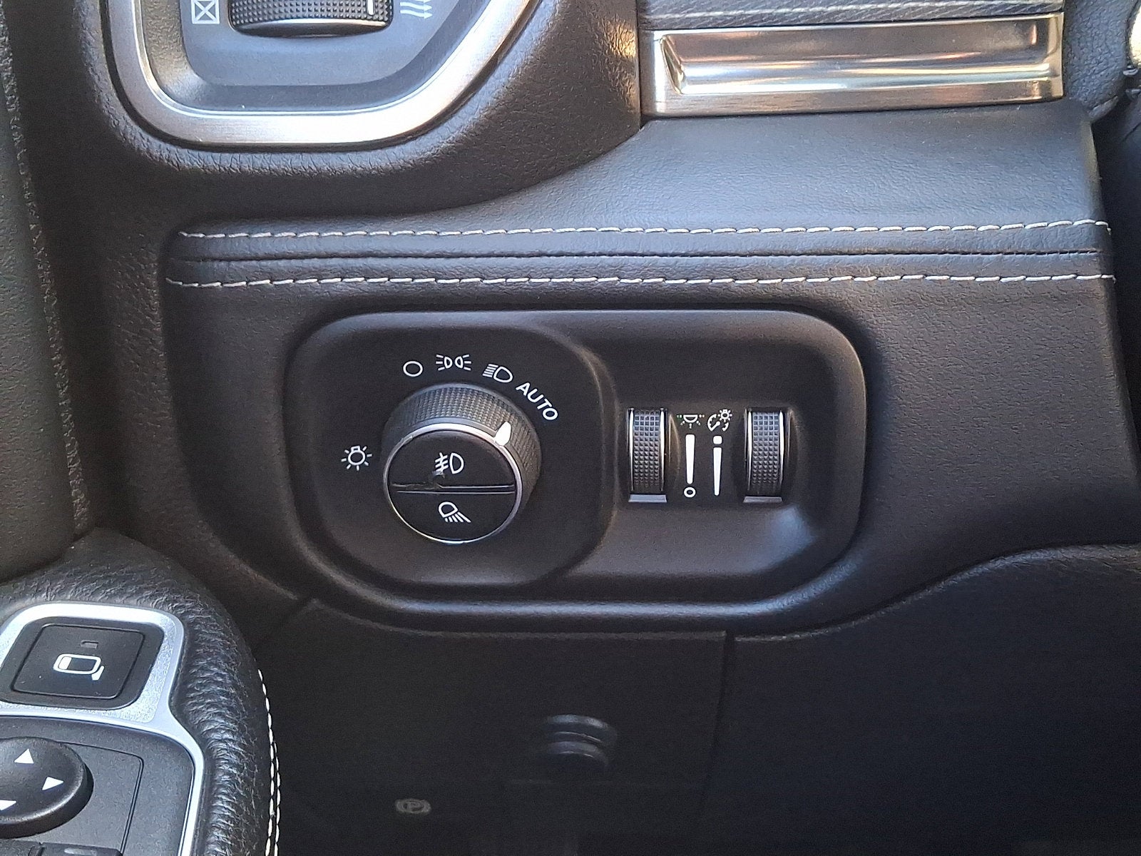 2019 RAM 3500 Limited Crew Cab 4x4 8' Box