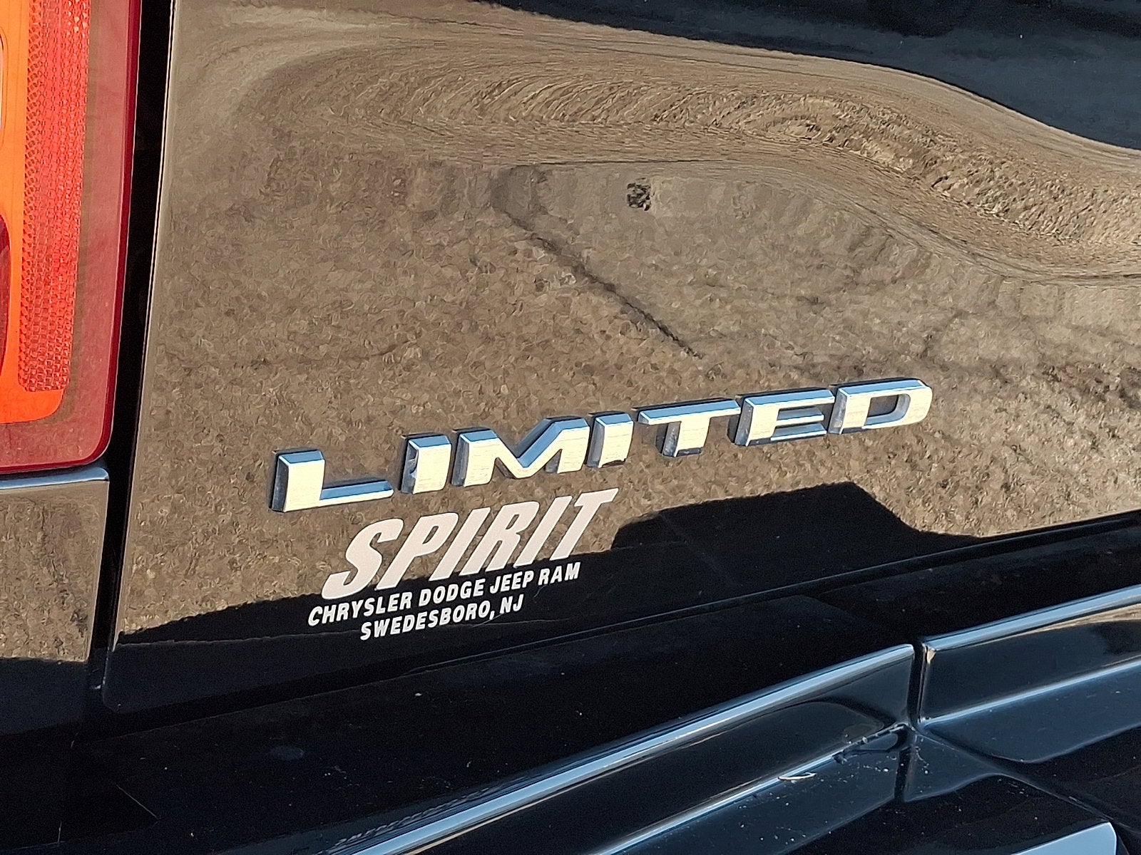 2019 RAM 3500 Limited Crew Cab 4x4 8' Box