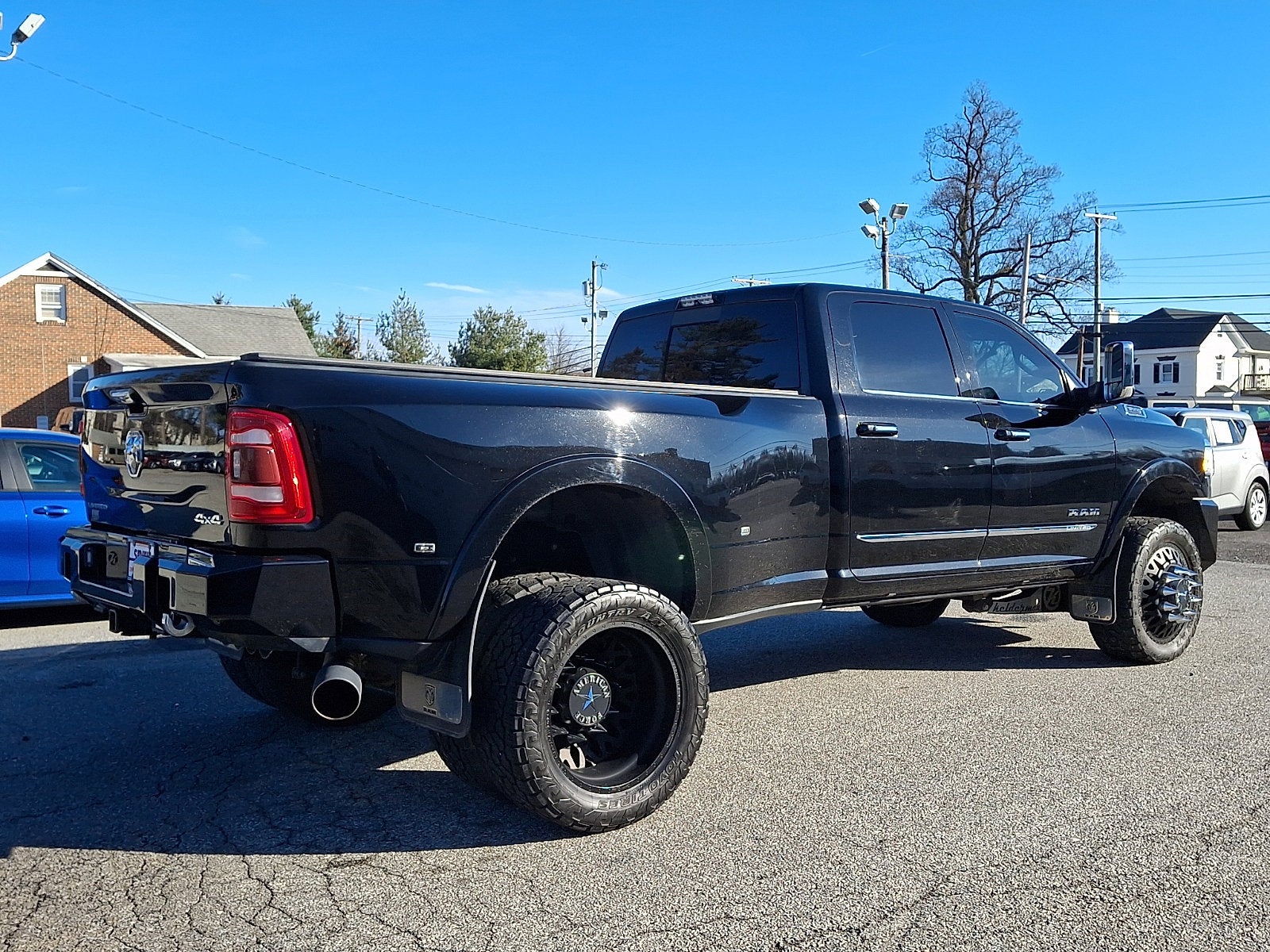2019 RAM 3500 Limited Crew Cab 4x4 8' Box