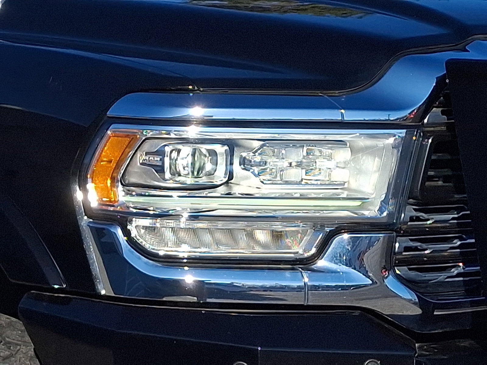 2019 RAM 3500 Limited Crew Cab 4x4 8' Box