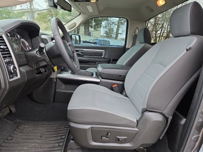 2022 RAM 1500 Classic Express Regular Cab 4x2 6'4' Box