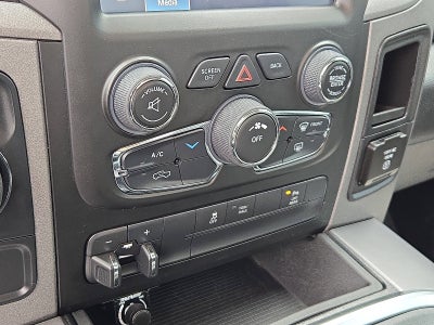 2022 RAM 1500 Classic Express Regular Cab 4x2 6'4' Box