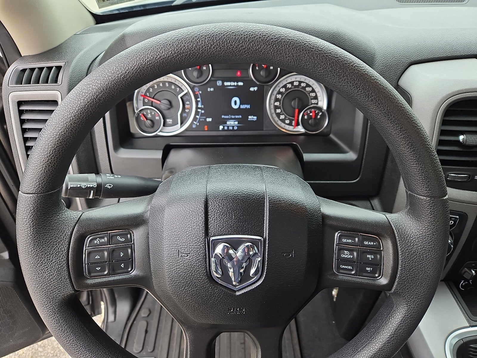 2022 RAM 1500 Classic Express Regular Cab 4x2 6'4' Box