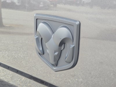 2022 RAM 1500 Classic Express Regular Cab 4x2 6'4' Box